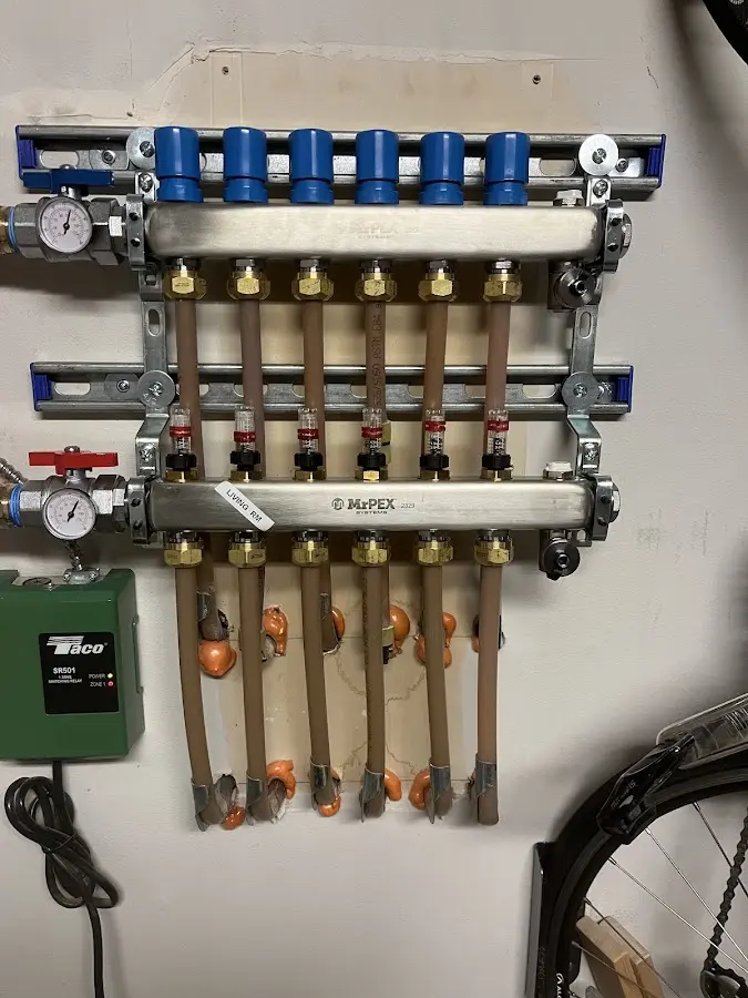 Plumber performing Leak Detection at a residential property in Summerville